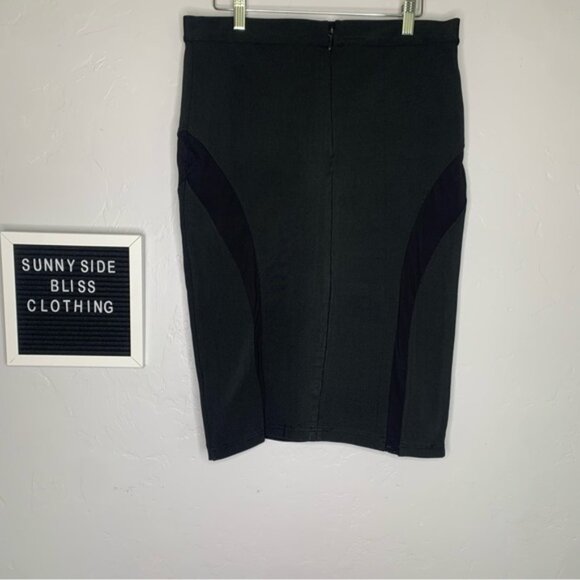 Missguided Black Ribbed Bodycon Pencil Skirt w/ Mesh Side Panels Size 12 - Picture 4 of 10
